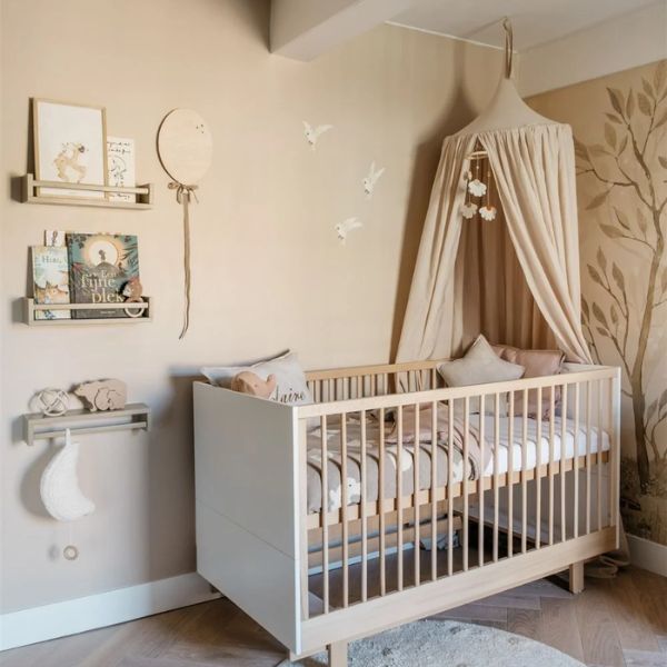 Kamar Bayi Perempuan Beige Lembut